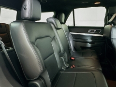 Used 2017  Ford Explorer 4d SUV 4WD XLT at Dutro Auto near Zanesville&comma; OH