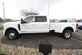 New 2026  Ford Super Duty F-350 4WD Platinum Crew Cab DRW 8' Box at Dutro Auto near Zanesville&comma; OH