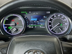 Used 2020  Toyota Camry Hybrid 4d Sedan XLE at Dutro Auto near Zanesville&comma; OH