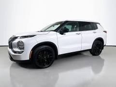 Used 2023  Mitsubishi Outlander SE Black Edition S-AWC at Graham Auto Mall near Mansfield&comma; OH