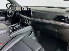 Used 2025  Chevrolet Tahoe 4WD 4dr Z71 at Dutro Auto near Zanesville&comma; OH