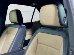 Used 2022  Chevrolet Equinox FWD 4dr Premier at Dutro Auto near Zanesville, OH