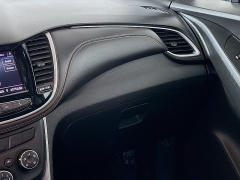 Used 2020  Chevrolet Trax 4d SUV FWD LT at Dutro Auto near Zanesville&comma; OH