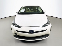 Used 2019  Toyota Prius XLE AWD at Dutro Auto near Zanesville&comma; OH