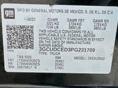 Used 2023  Chevrolet Silverado 1500 4WD Crew Cab 147" Custom Trail Boss at Dutro Auto near Zanesville&comma; OH