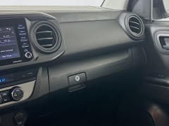 Used 2023  Toyota Tacoma 4WD SR Double Cab 5ft Bed V6 AT at Dutro Auto near Zanesville&comma; OH
