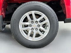 Used 2021  Chevrolet Silverado 1500 4WD Crew Cab 147" LT at Dutro Auto near Zanesville&comma; OH