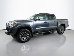 Used 2022  Toyota Tacoma 4WD TRD Sport Double Cab 5ft Bed V6 AT at Graham Auto Mall near Mansfield, OH
