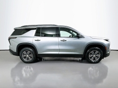 New 2026  Chevrolet Traverse AWD 4dr LT w&sol;2LT at Graham Auto Mall near Mansfield&comma; OH