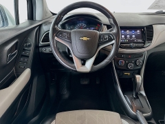 Used 2020  Chevrolet Trax 4d SUV FWD LT at Dutro Auto near Zanesville&comma; OH