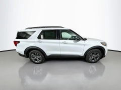 New 2027  Ford Explorer Active w&sol;200A Pkg 4WD at Graham Auto Mall near Mansfield&comma; OH