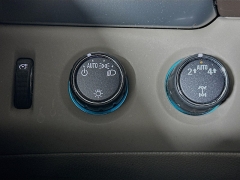 Used 2017  Chevrolet Tahoe 4d SUV 4WD LT at Dutro Auto near Zanesville&comma; OH