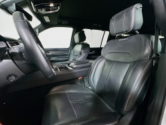 Used 2024  Jeep Grand Wagoneer L Series II 4x4 at Graham Auto Mall near Mansfield&comma; OH