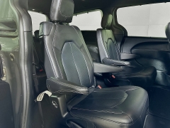 Used 2021  Chrysler Pacifica Touring L AWD at Dutro Auto near Zanesville&comma; OH