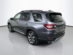 Used 2024  Honda Pilot Elite AWD at Graham Auto Mall near Mansfield&comma; OH