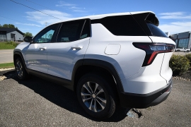 New 2027  Chevrolet Equinox AWD 4dr LT w&sol;2LT at Dutro Auto near Zanesville&comma; OH