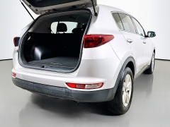 Used 2018  Kia Sportage 4d SUV FWD LX w&sol;Popular Pkg at Dutro Auto near Zanesville&comma; OH