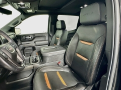 Used 2020  GMC Sierra 1500 4WD Crew Cab AT4 at Dutro Auto near Zanesville&comma; OH