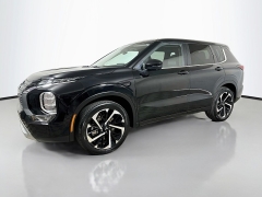 Used 2024  Mitsubishi Outlander SE S-AWC at Dutro Auto near Zanesville&comma; OH