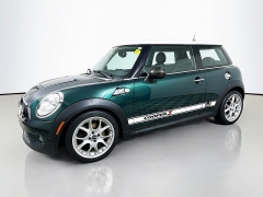 Used 2007  MINI Cooper Hardtop 2dr Cpe S at Dutro Auto near Zanesville&comma; OH