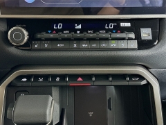 New 2026  Toyota Tundra Hybrid 4WD Limited CrewMax 5&period;5ft Bed at Dutro Auto near Zanesville&comma; OH