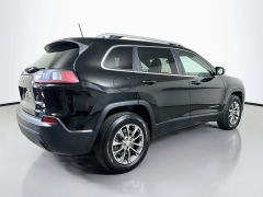 Used 2020  Jeep Cherokee 4d SUV 4WD Latitude Plus 2&period;4L at Dutro Auto near Zanesville&comma; OH