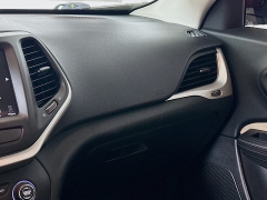 Used 2015  Jeep Cherokee 4d SUV 4WD Limited at Dutro Auto near Zanesville&comma; OH