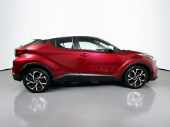 Used 2018  Toyota C-HR 4d SUV XLE Premium at Graham Auto Mall near Mansfield&comma; OH