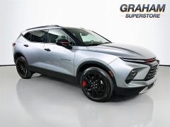  2024 Chevrolet Blazer FWD 4dr LT w&sol;2LT at Dutro Auto near Zanesville&comma; OH