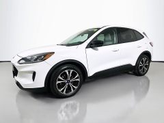 Used 2021  Ford Escape SE FWD at Dutro Auto near Zanesville&comma; OH
