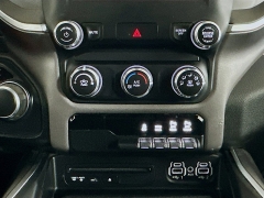 Used 2019  Ram 1500 4WD Crew Cab Big Horn&sol;Lone Star at Dutro Auto near Zanesville&comma; OH