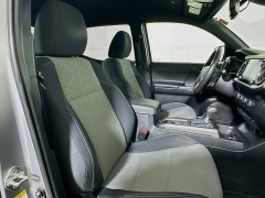 Used 2020  Toyota Tacoma 4WD Double Cab TRD Sport Auto at Dutro Auto near Zanesville&comma; OH
