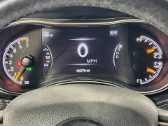 Used 2016  Jeep Grand Cherokee 4d SUV 4WD Limited at Dutro Auto near Zanesville&comma; OH