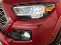 Used 2020  Toyota Tacoma 4WD Double Cab TRD Sport Auto at Dutro Auto near Zanesville&comma; OH