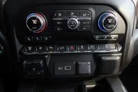 Used 2022  Chevrolet Silverado 2500HD 4WD Crew Cab 159" High Country Dsl at Dutro Auto near Zanesville&comma; OH