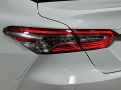 Used 2020  Toyota Camry Hybrid 4d Sedan XLE at Dutro Auto near Zanesville&comma; OH