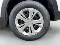 New 2026  Chevrolet Trax FWD 4dr LS at Dutro Auto near Zanesville&comma; OH