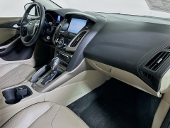 Used 2012  Ford Focus 4d Sedan SEL at Dutro Auto near Zanesville&comma; OH