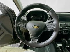 Used 2021  Chevrolet Equinox FWD 4dr LT w&sol;1LT at Dutro Auto near Zanesville&comma; OH