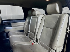 Used 2013  Toyota Sequoia 4d SUV 4WD SR5 FFV at Dutro Auto near Zanesville&comma; OH
