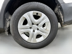 Used 2015  Toyota RAV4 4d SUV AWD LE at Graham Auto Mall near Mansfield&comma; OH