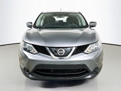 Used 2018  Nissan Rogue Sport 4d SUV AWD S at Graham Auto Mall near Mansfield&comma; OH