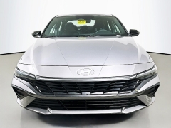 Used 2025  Hyundai Elantra SEL Sport IVT at Graham Auto Mall near Mansfield&comma; OH