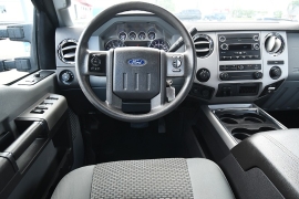 Used 2015  Ford Super Duty F-250 4WD Crew Cab XLT Longbed at Dutro Auto near Zanesville&comma; OH