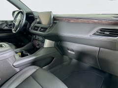 Used 2022  Chevrolet Suburban 4WD 4dr LT at Graham Auto Mall near Mansfield, OH