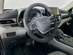 New 2026  Toyota Highlander XLE AWD at Graham Auto Mall near Mansfield&comma; OH