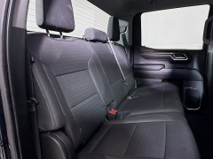 Used 2023  Chevrolet Silverado 1500 4WD Crew Cab 147" LT w&sol;2FL at Graham Auto Mall near Mansfield&comma; OH