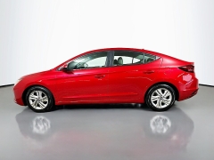 Used 2020  Hyundai Elantra 4d Sedan SEL at Dutro Auto near Zanesville, OH