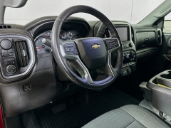 Used 2021  Chevrolet Silverado 1500 4WD Crew Cab 147" LT at Dutro Auto near Zanesville&comma; OH