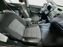 Used 2017  Kia Forte5 5d Hatchback LX at Graham Auto Mall near Mansfield&comma; OH